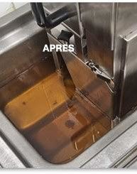 Huile filtrée Huile propre, après avoir utilisé l'appareil de filtration Cuirassé